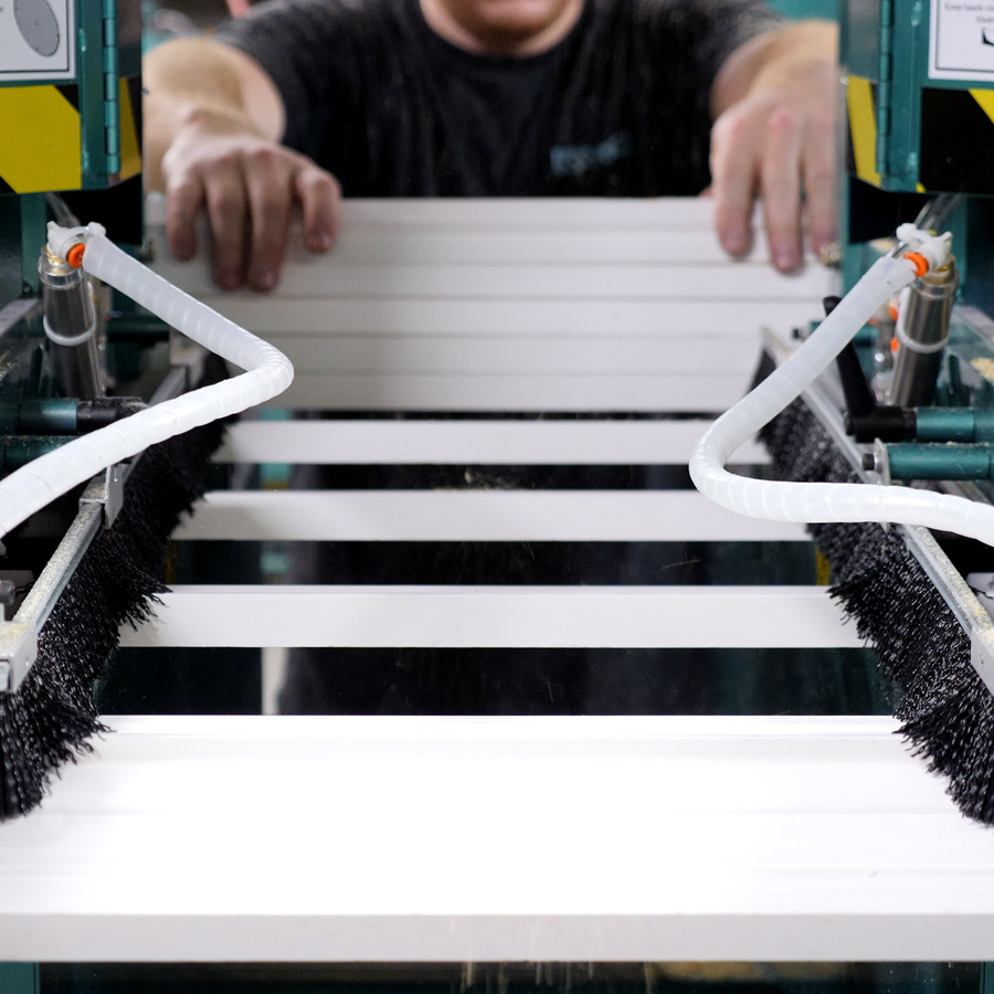 An operator loading casing
